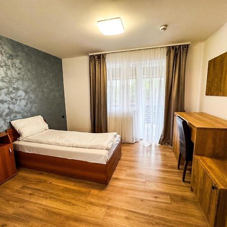 Hotel Dalia Gilău Extérieur photo