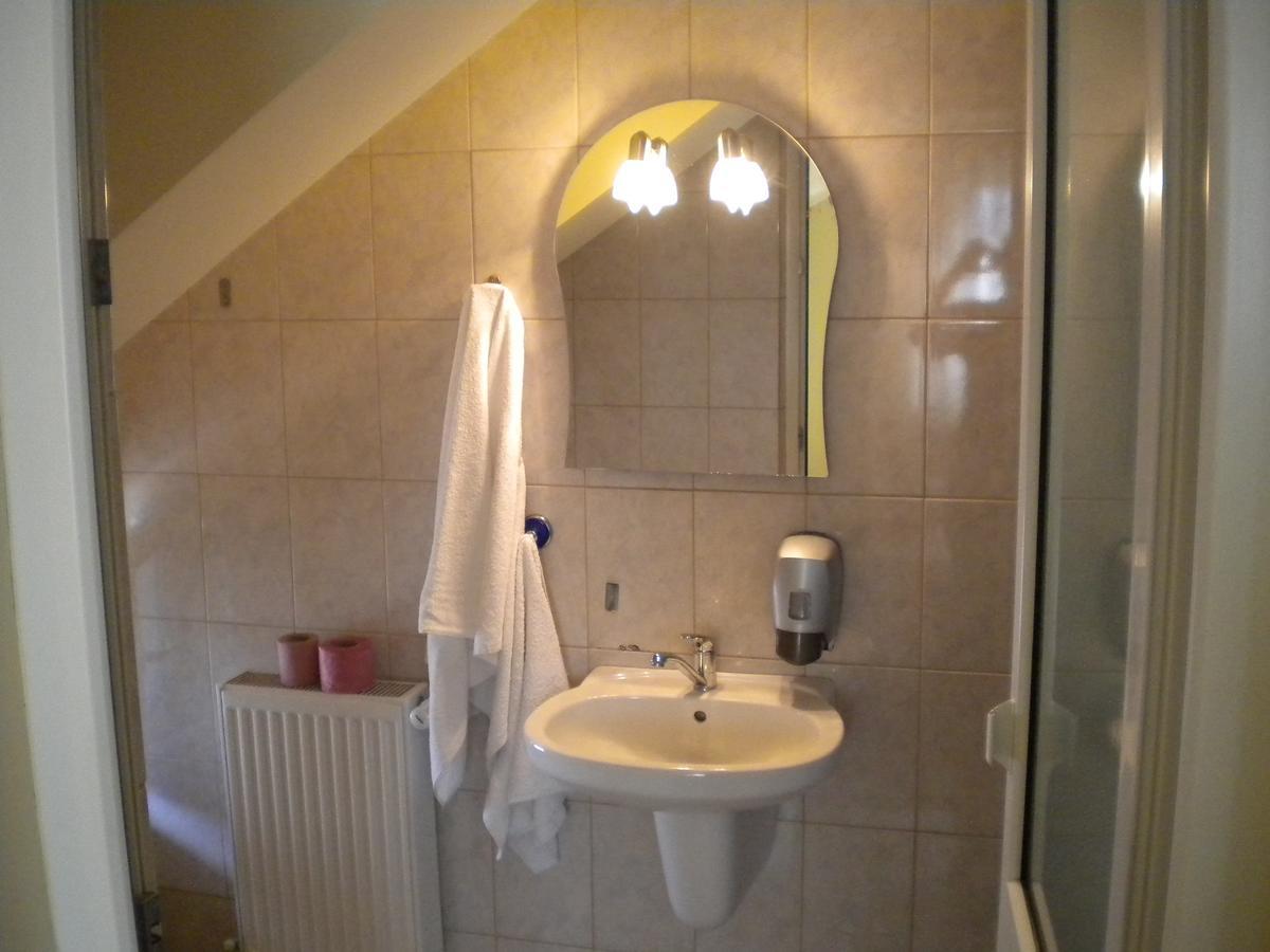 Hotel Dalia Gilău Extérieur photo